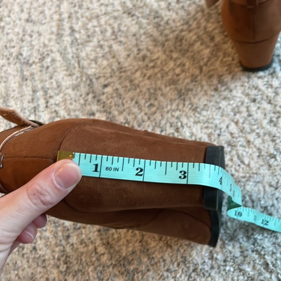 Maurice’s Suede Chestnut Wedges - Picture 7 of 9